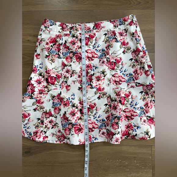 White House Black Market Pink Floral Size Zip Flared Skirt Size 10 - Picture 9 of 9